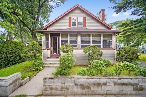 641 Bay St, Springfield, MA 01109 photo 1