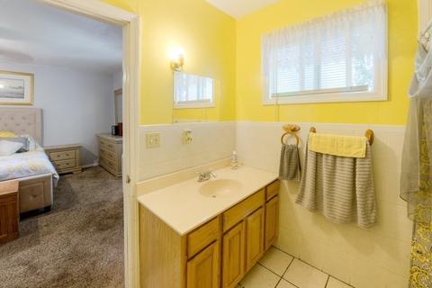 25 Merrick St, Worcester, MA 01609 photo 17