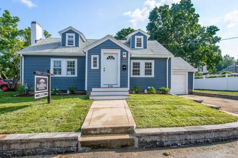 214 Riverside Dr, Dedham, MA 02026 photo 2