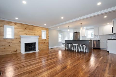 214 Riverside Dr, Dedham, MA 02026 photo 7