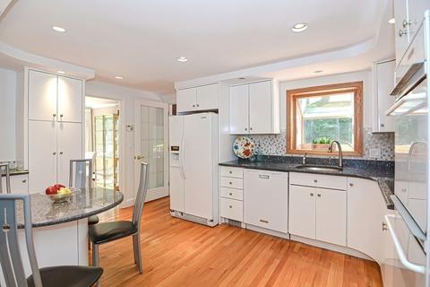 787 Greendale Ave, Needham, MA 02492 photo 9