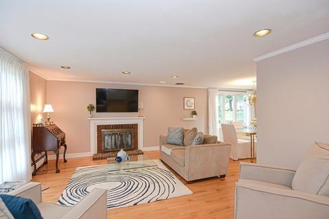 787 Greendale Ave, Needham, MA 02492 photo 3