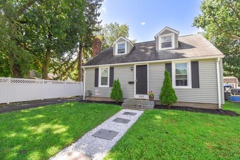 198 Russell St, Springfield, MA 01104 photo 1