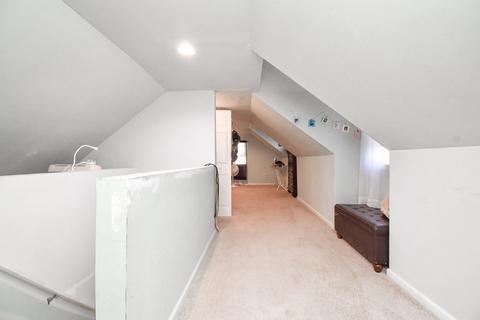 198 Russell St, Springfield, MA 01104 photo 16