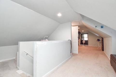 198 Russell St, Springfield, MA 01104 photo 15