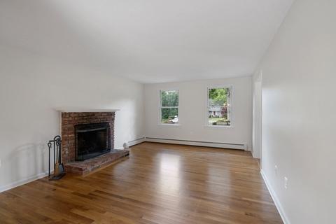 23 Puddingstone Ln, Mendon, MA 01756 photo 17