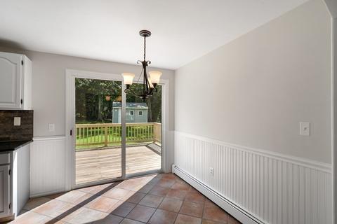 23 Puddingstone Ln, Mendon, MA 01756 photo 15