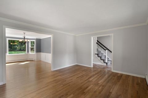 23 Puddingstone Ln, Mendon, MA 01756 photo 6