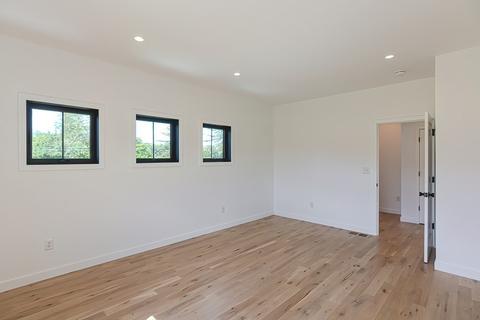 111 Christian Hl, Upton, MA 01568 photo 12