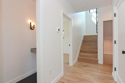 111 Christian Hl, Upton, MA 01568 photo 11