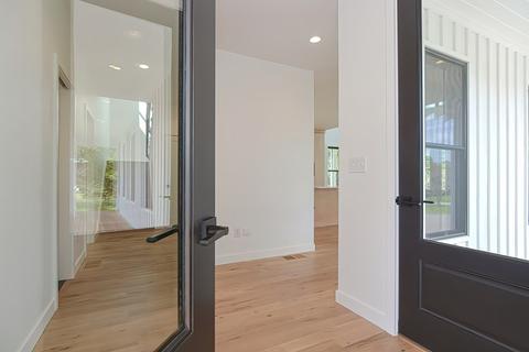 111 Christian Hl, Upton, MA 01568 photo 33