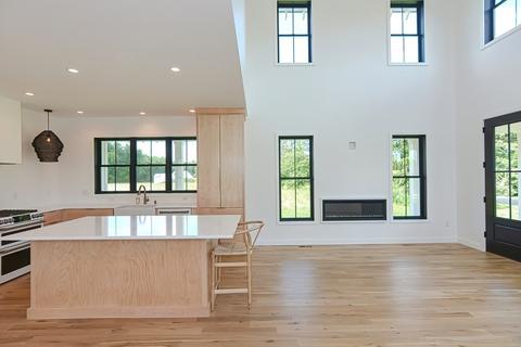 111 Christian Hl, Upton, MA 01568 photo 8