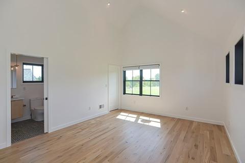 111 Christian Hl, Upton, MA 01568 photo 29