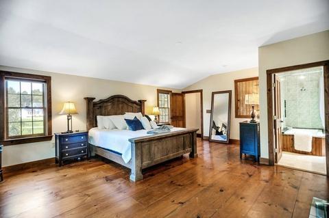 567 Forest St, Dunstable, MA 01827 photo 25
