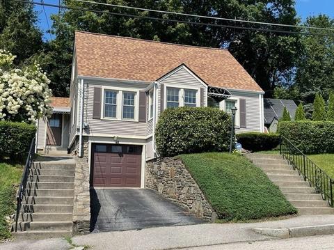 28 Harwich St, Worcester, MA 01607 photo 1