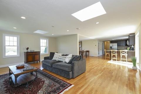 23 Jillian Dr, Bourne, MA 02532 photo 4