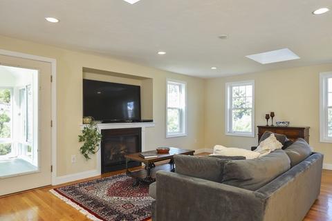 23 Jillian Dr, Bourne, MA 02532 photo 5