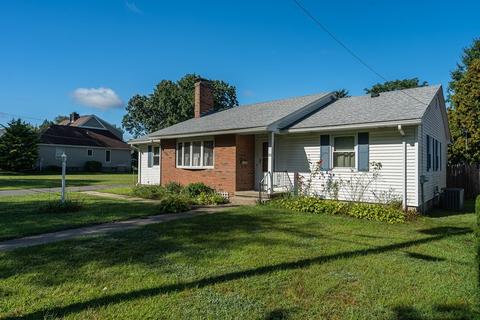 42 Kulig St, Springfield, MA 01104 photo 3