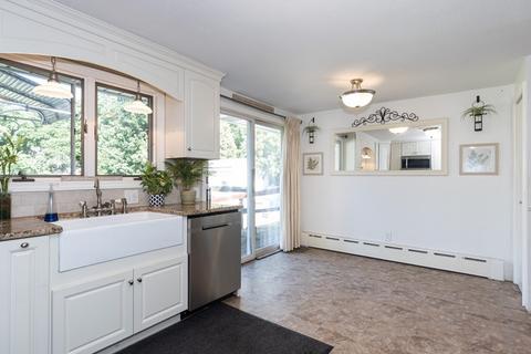42 Kulig St, Springfield, MA 01104 photo 16