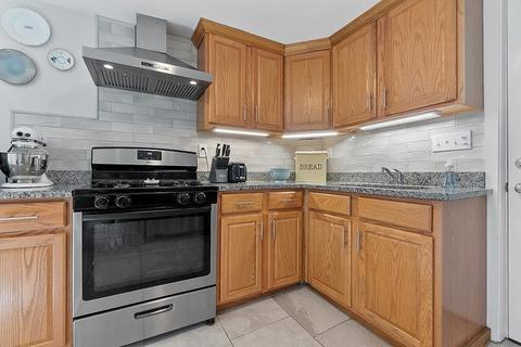 20 Burnham St, Gloucester, MA 01930 photo 12