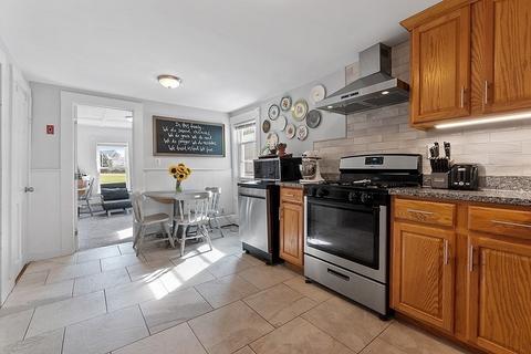 20 Burnham St, Gloucester, MA 01930 photo 15