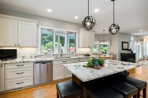 7 Madison Ave, Danvers, MA 01923 photo 6