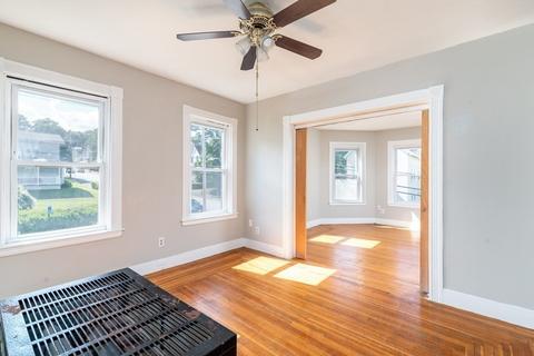 21 Whipple St, Worcester, MA 01607 photo 17
