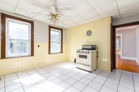 21 Whipple St, Worcester, MA 01607 photo 34