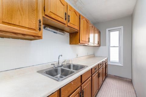 21 Whipple St, Worcester, MA 01607 photo 15
