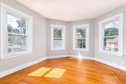 21 Whipple St, Worcester, MA 01607 photo 12