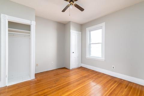 21 Whipple St, Worcester, MA 01607 photo 9