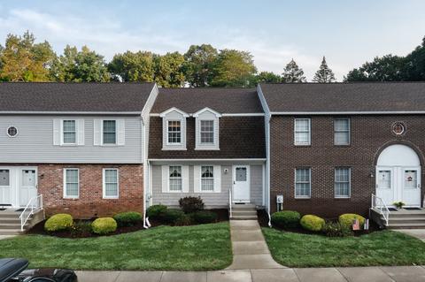 283 Fuller Rd #F, Chicopee, MA 01020 photo 1