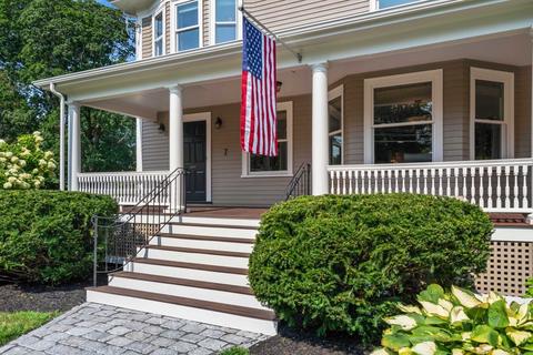 7 Winthrop Rd, Lexington, MA 02421 photo 2