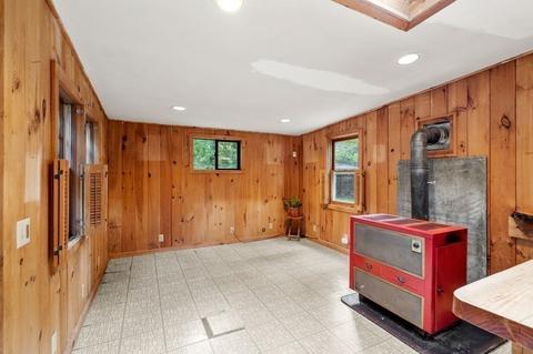 31 Spec Pond Ave, Lancaster, MA 01523 photo 8