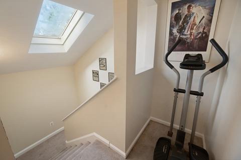 1 Tyson Rd, Worcester, MA 01606 photo 7