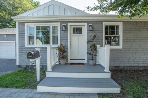 73 Clayton St, Fall River, MA 02723 photo 1
