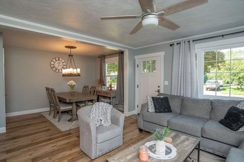 73 Clayton St, Fall River, MA 02723 photo 13