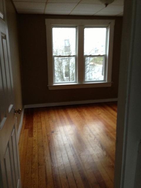 661 Lawton St, Fall River, MA 02721 photo 10