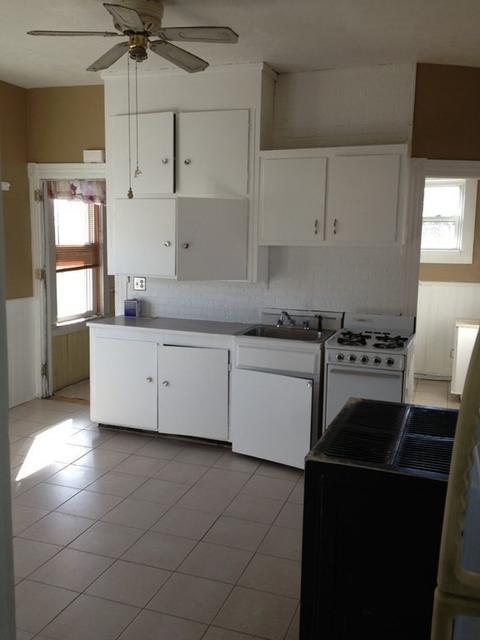 661 Lawton St, Fall River, MA 02721 photo 14