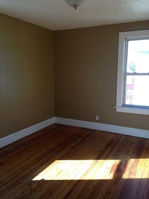 661 Lawton St, Fall River, MA 02721 photo 12