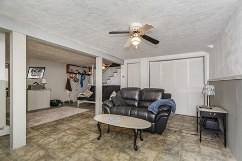 42 Parkview Rd, Reading, MA 01867 photo 15