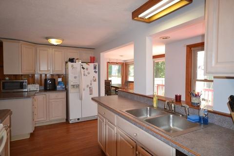 77 Kerry Dr, Springfield, MA 01118 photo 7