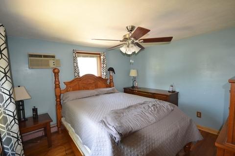 77 Kerry Dr, Springfield, MA 01118 photo 17