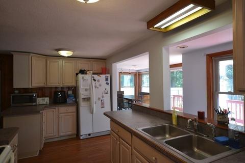 77 Kerry Dr, Springfield, MA 01118 photo 11