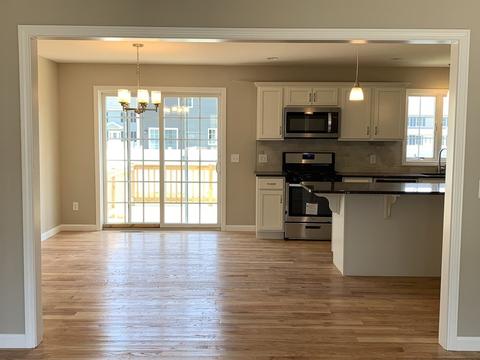 239 Gresham St, Springfield, MA 01119 photo 9