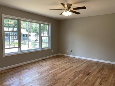 239 Gresham St, Springfield, MA 01119 photo 10