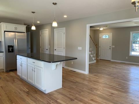 239 Gresham St, Springfield, MA 01119 photo 7