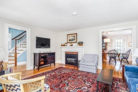 30 Pond St, Marblehead, MA 01945 photo 15