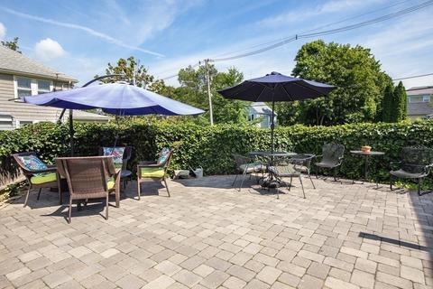 30 Pond St, Marblehead, MA 01945 photo 23