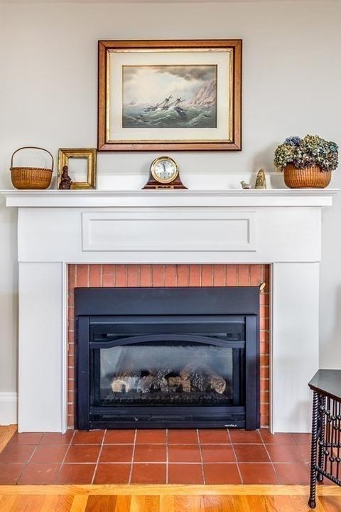 30 Pond St, Marblehead, MA 01945 photo 12